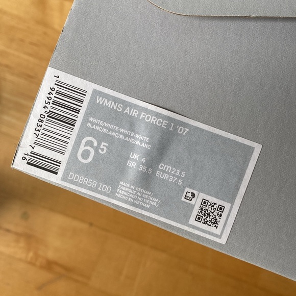 Brand New Customized Air Force Ones - Picture 6 of 6